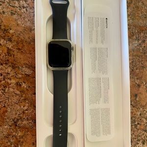 Men’s Apple Watch